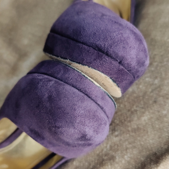 Joan & David Dawilma Leather Suede and Leather Sole Pump, Size 9 - Picture 7 of 12